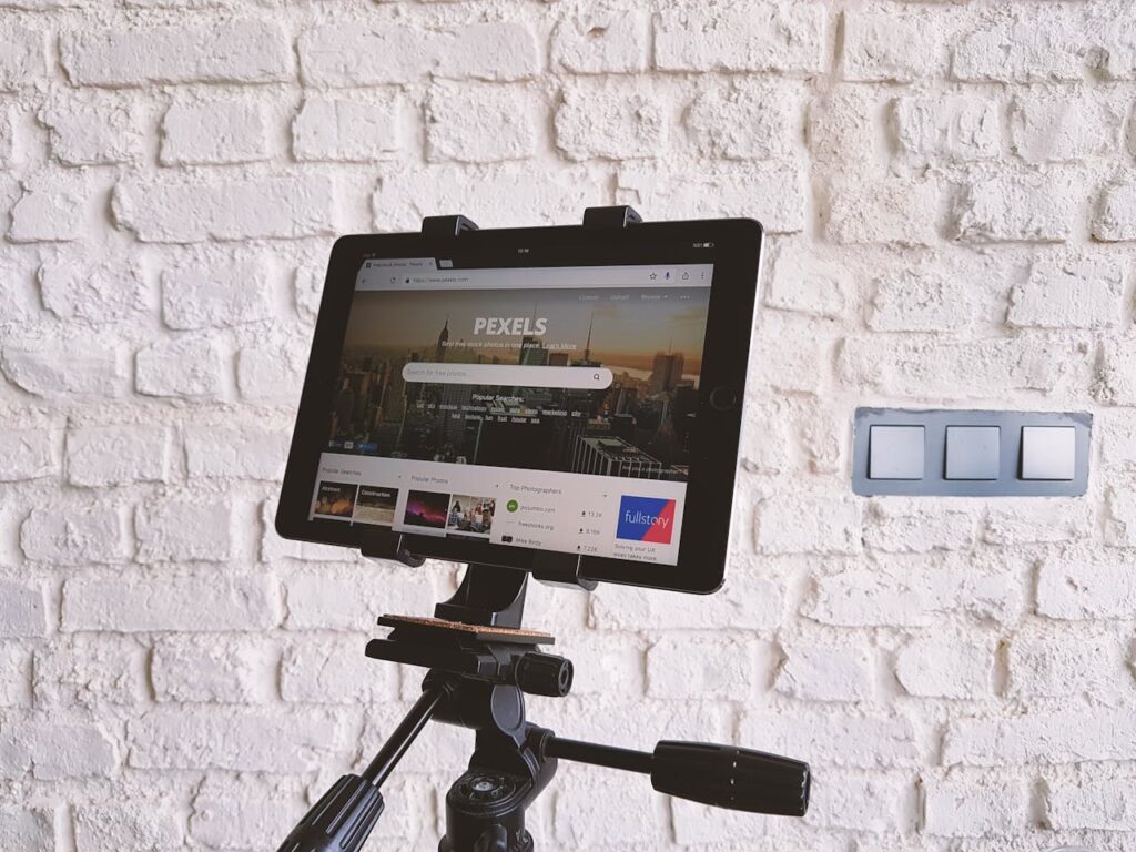 How to charge an ipad without a charger?