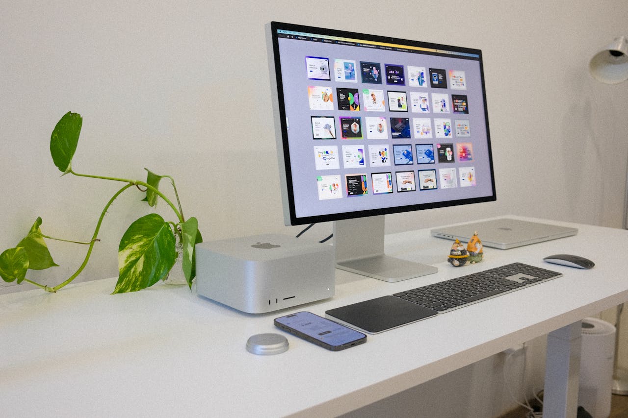 How to Watch Palmer Without Apple TV